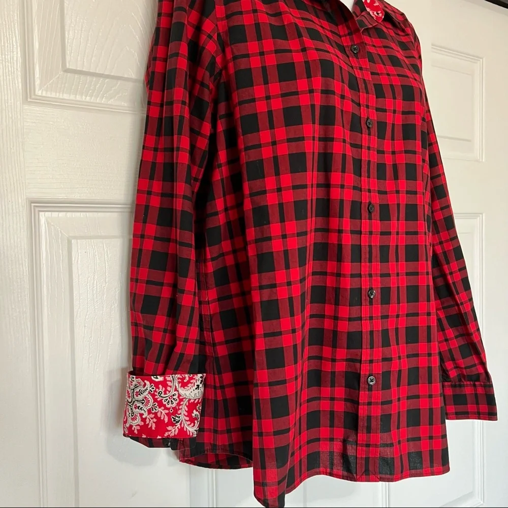 Chaps Plaid Button Down Women’s Shirt/ size L - Picture 7 of 11